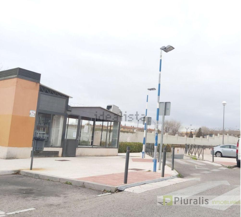 For rent of garage in Getafe