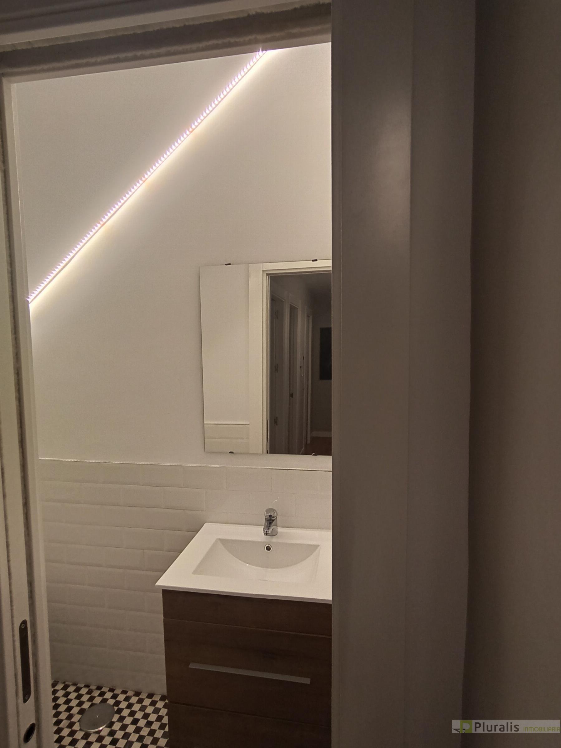 For sale of chalet in Getafe