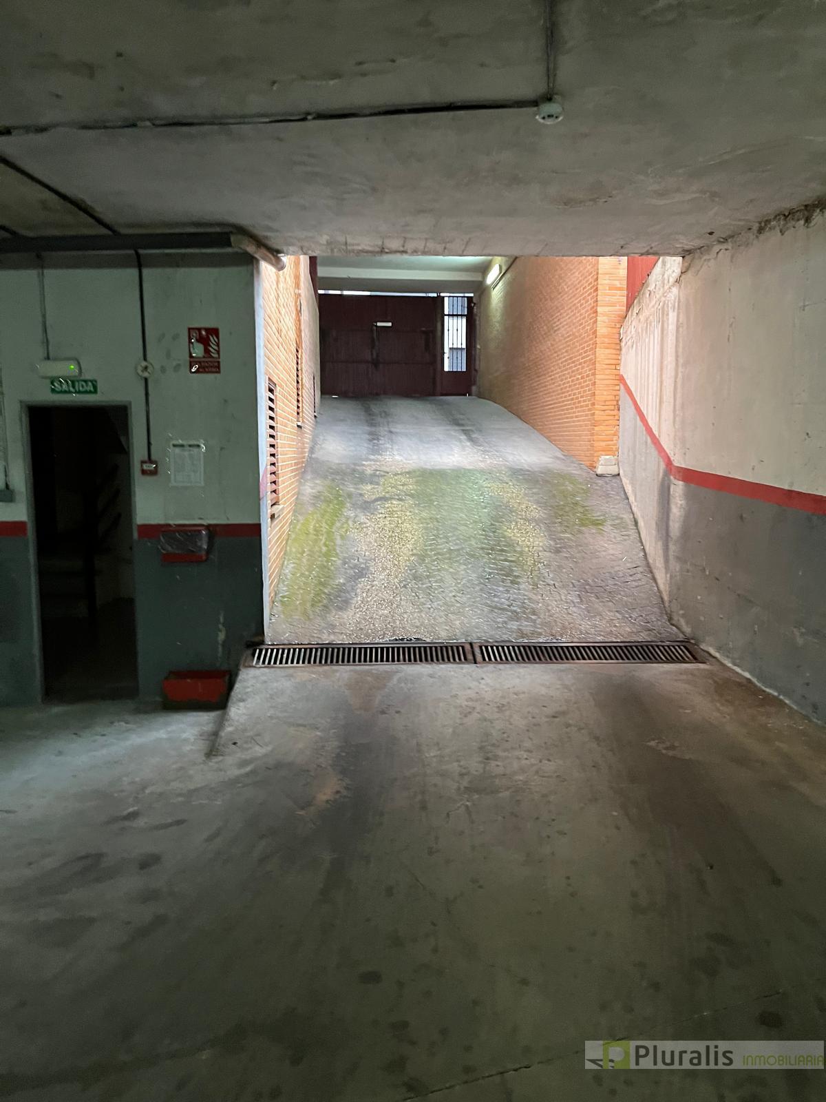For sale of garage in Valdemoro