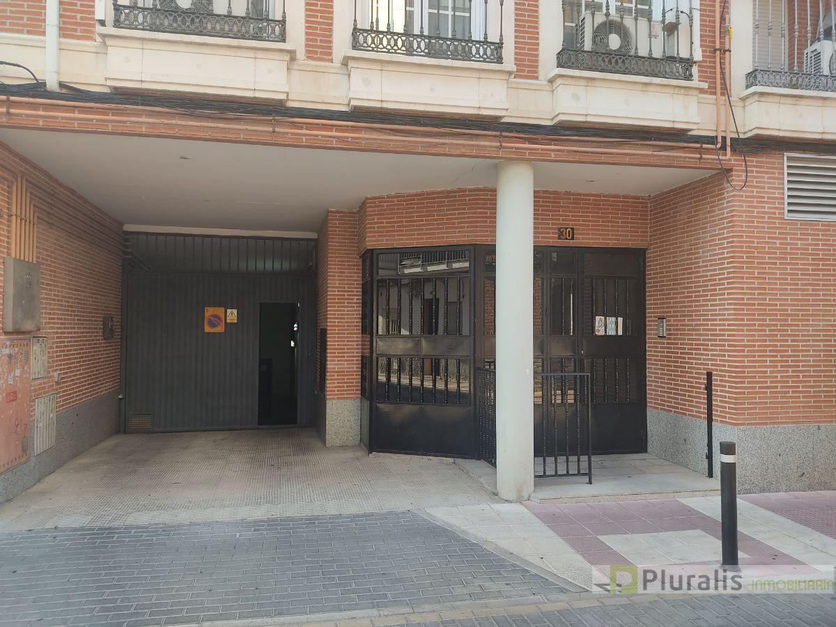 For sale of garage in Getafe
