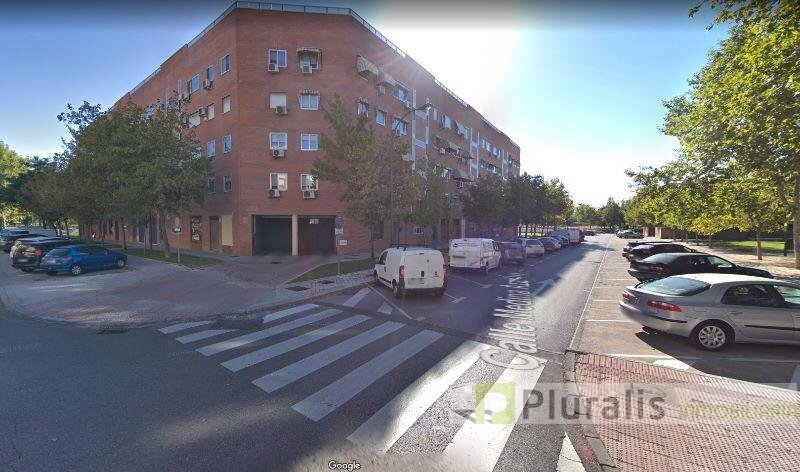 For rent of garage in Getafe