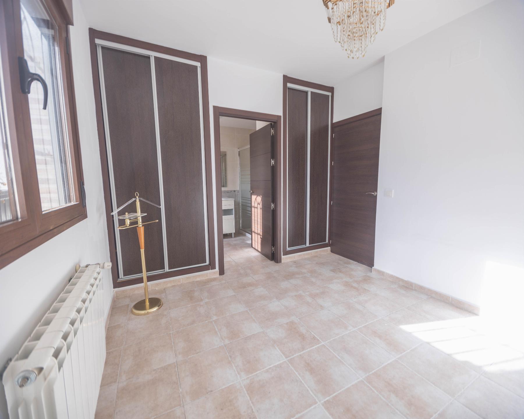 Venta de chalet en Torrejón del Rey
