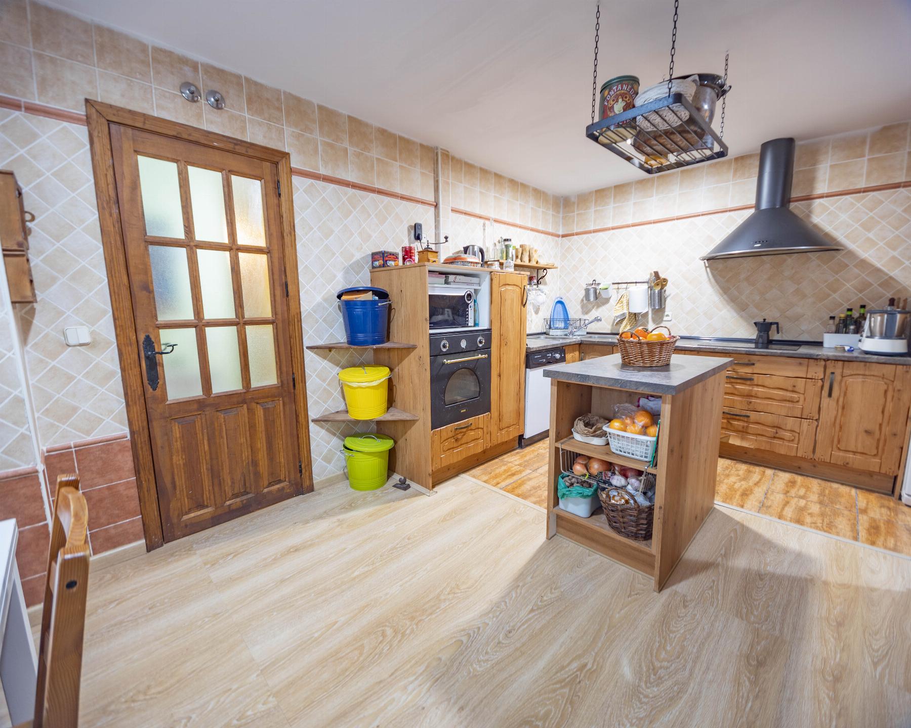Venta de chalet en Valdeaveruelo