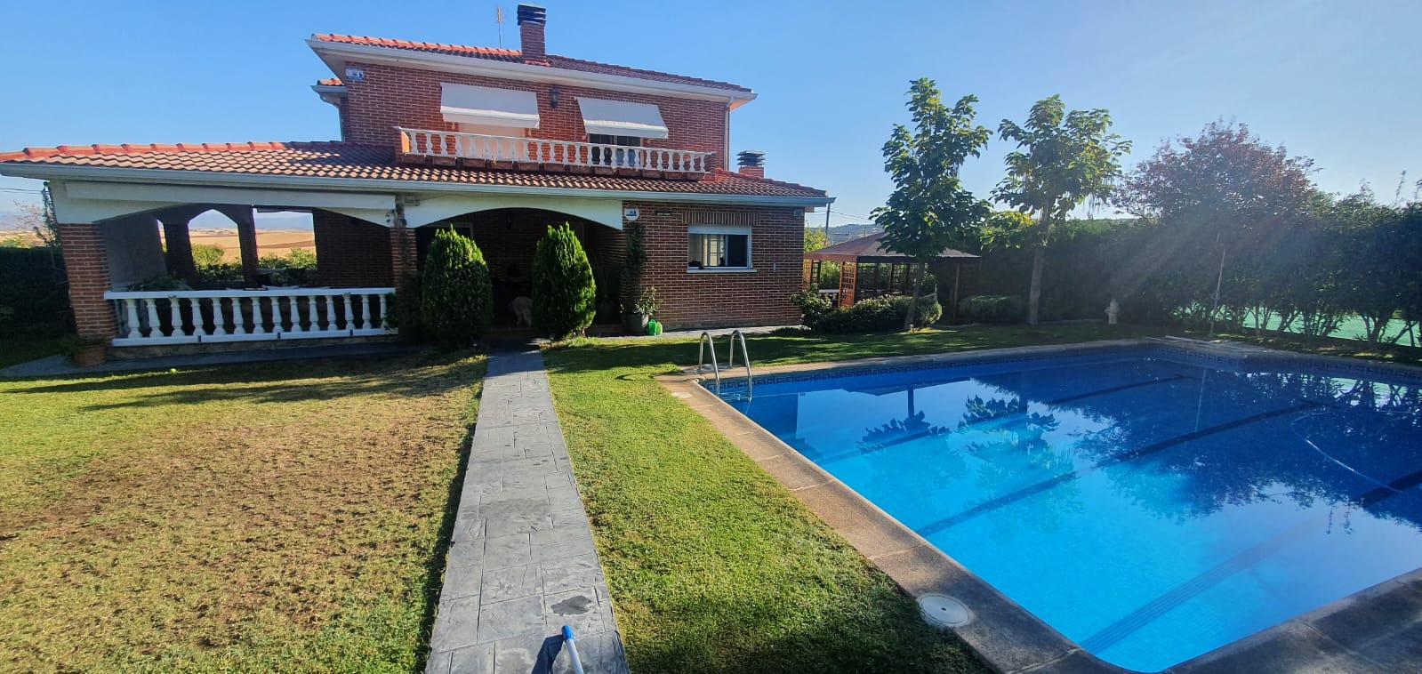 Venta de chalet en El Casar