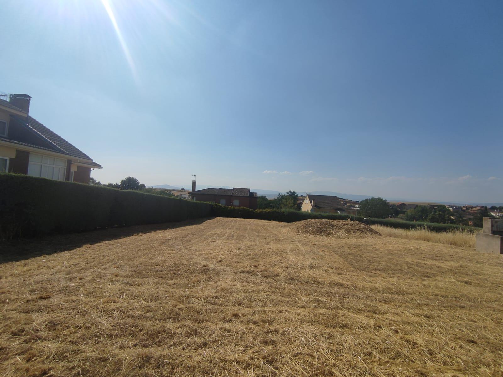 Venta de terreno en El Casar