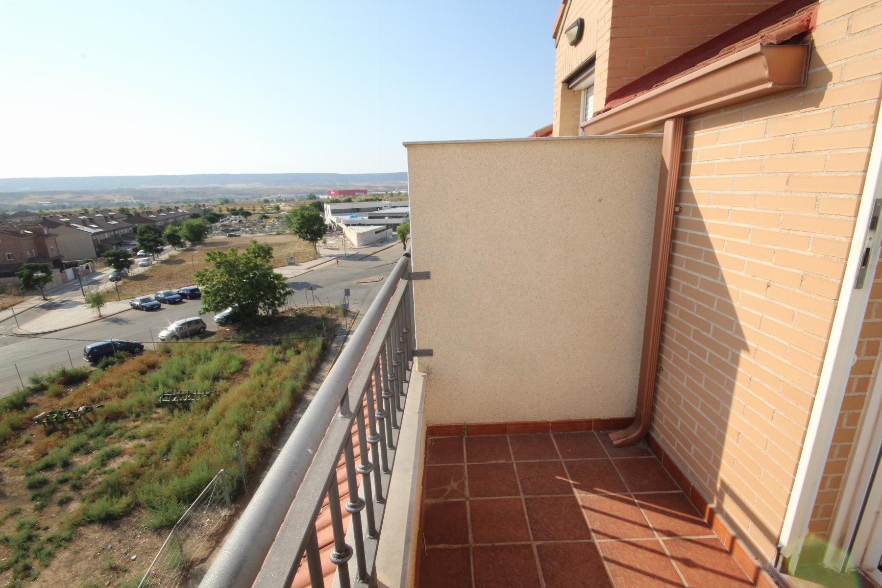 Venta de dúplex en Alovera