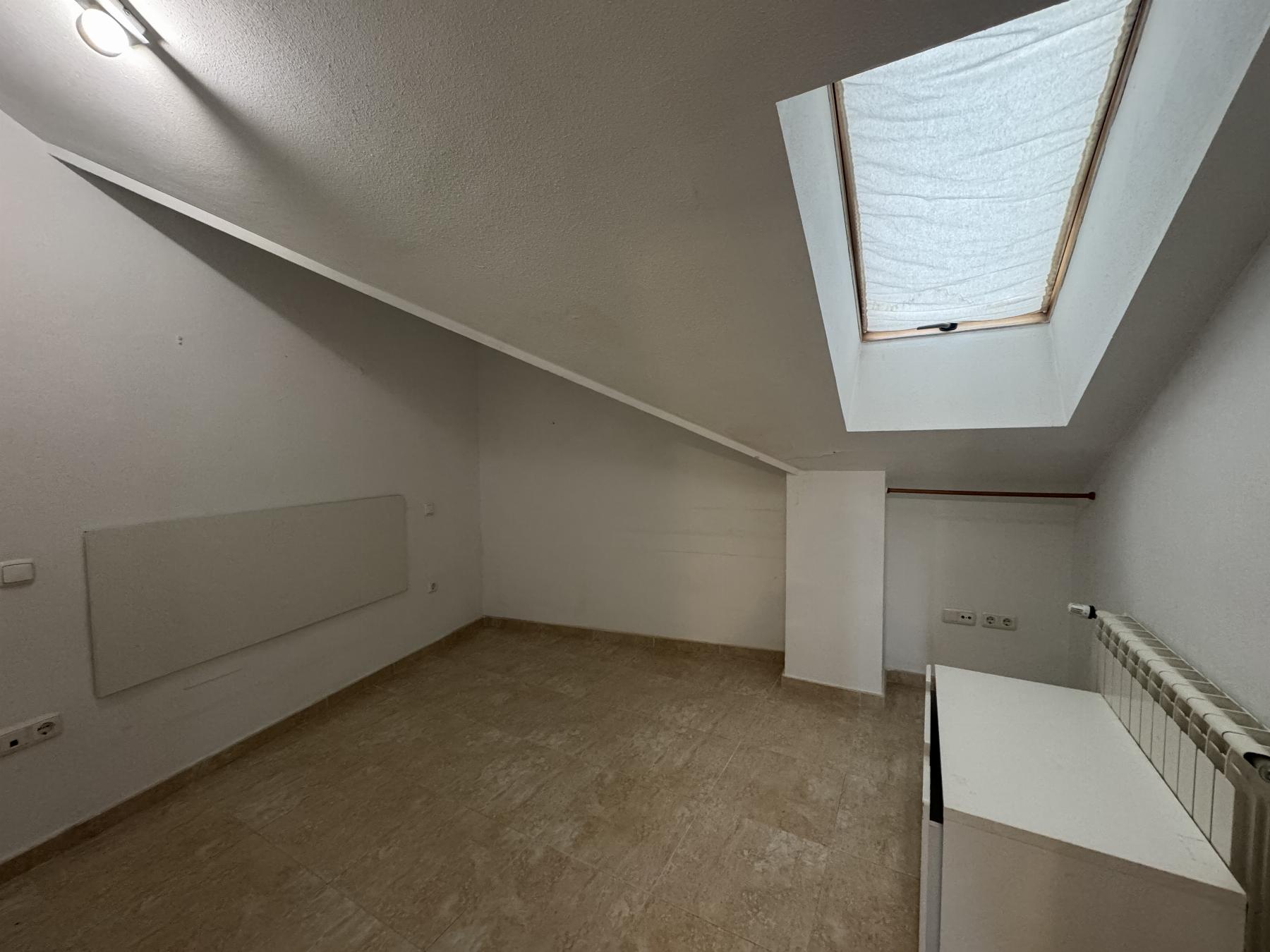 Venta de dúplex en Alovera
