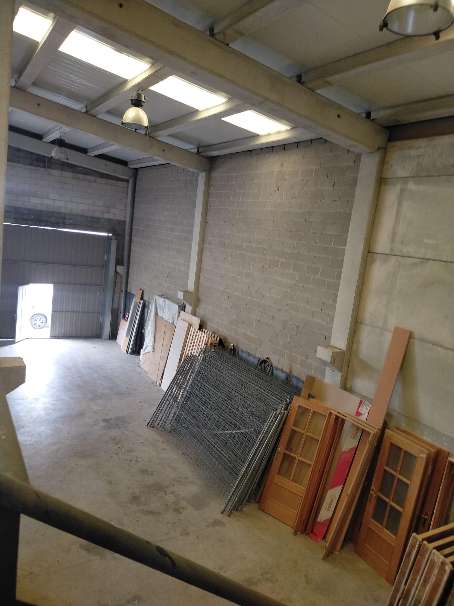 Venta de nave industrial en El Casar