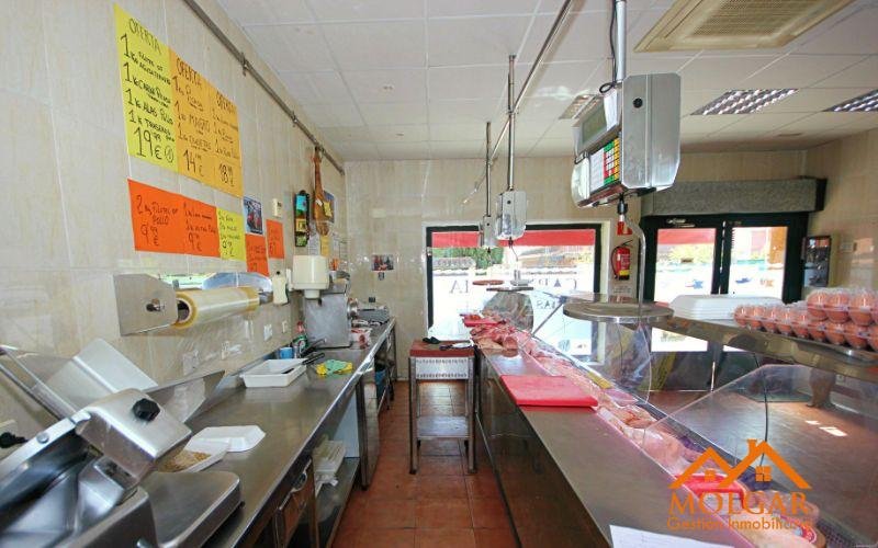 Venta de local comercial en Torrejón del Rey
