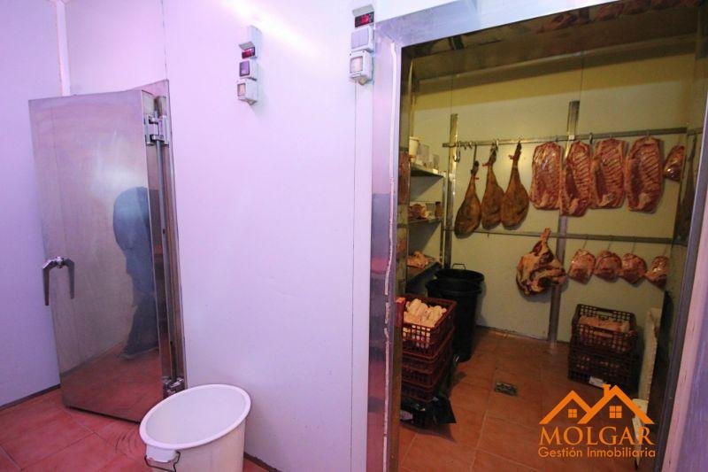 Venta de local comercial en Torrejón del Rey