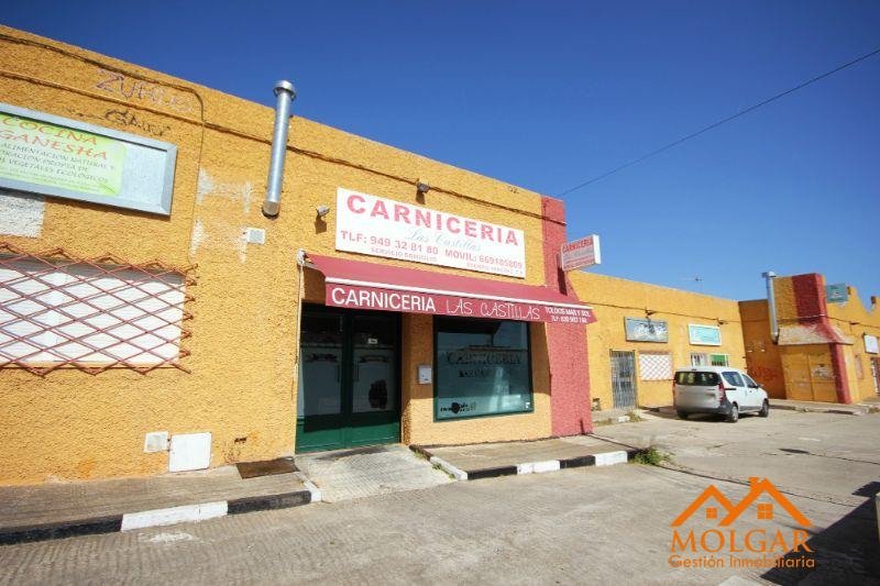 Venta de local comercial en Torrejón del Rey