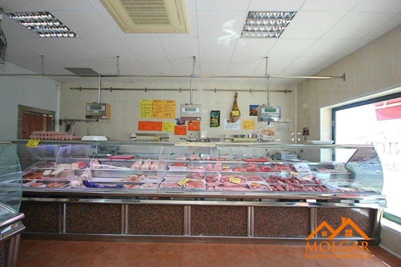 Venta de local comercial en Torrejón del Rey