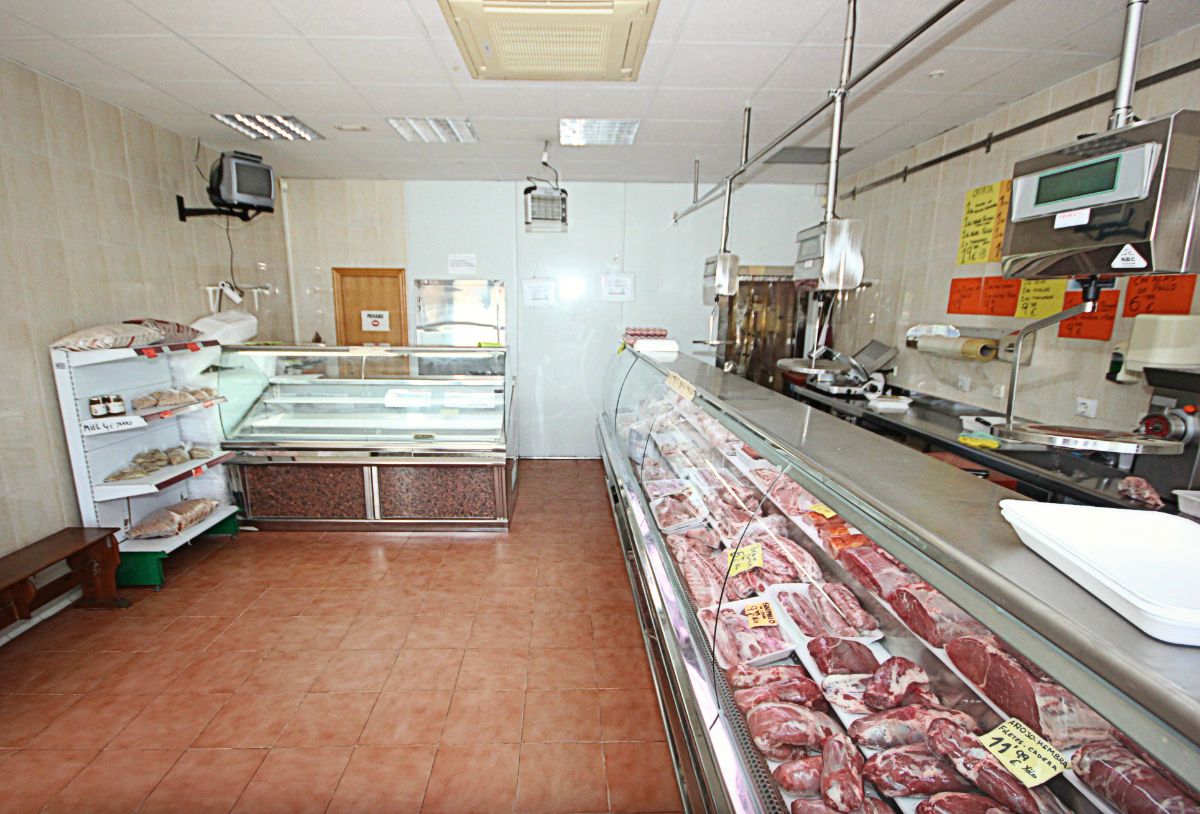 Venta de local comercial en Torrejón del Rey