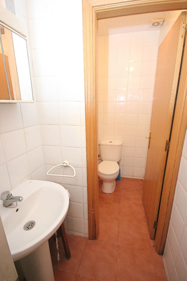 Venta de local comercial en Torrejón del Rey
