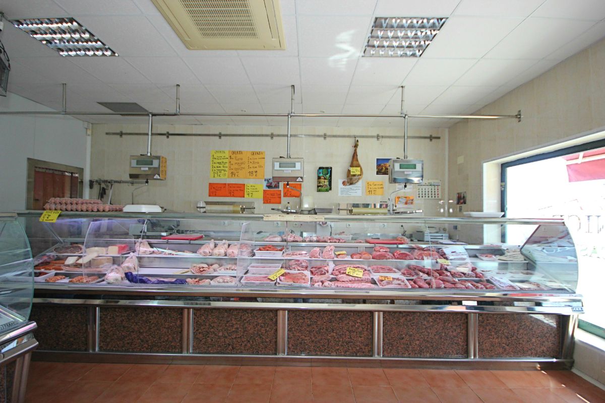 Venta de local comercial en Torrejón del Rey