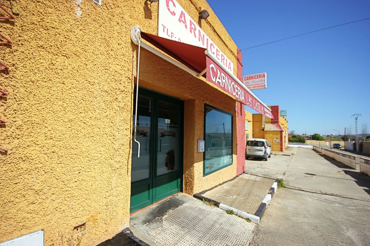 Venta de local comercial en Torrejón del Rey