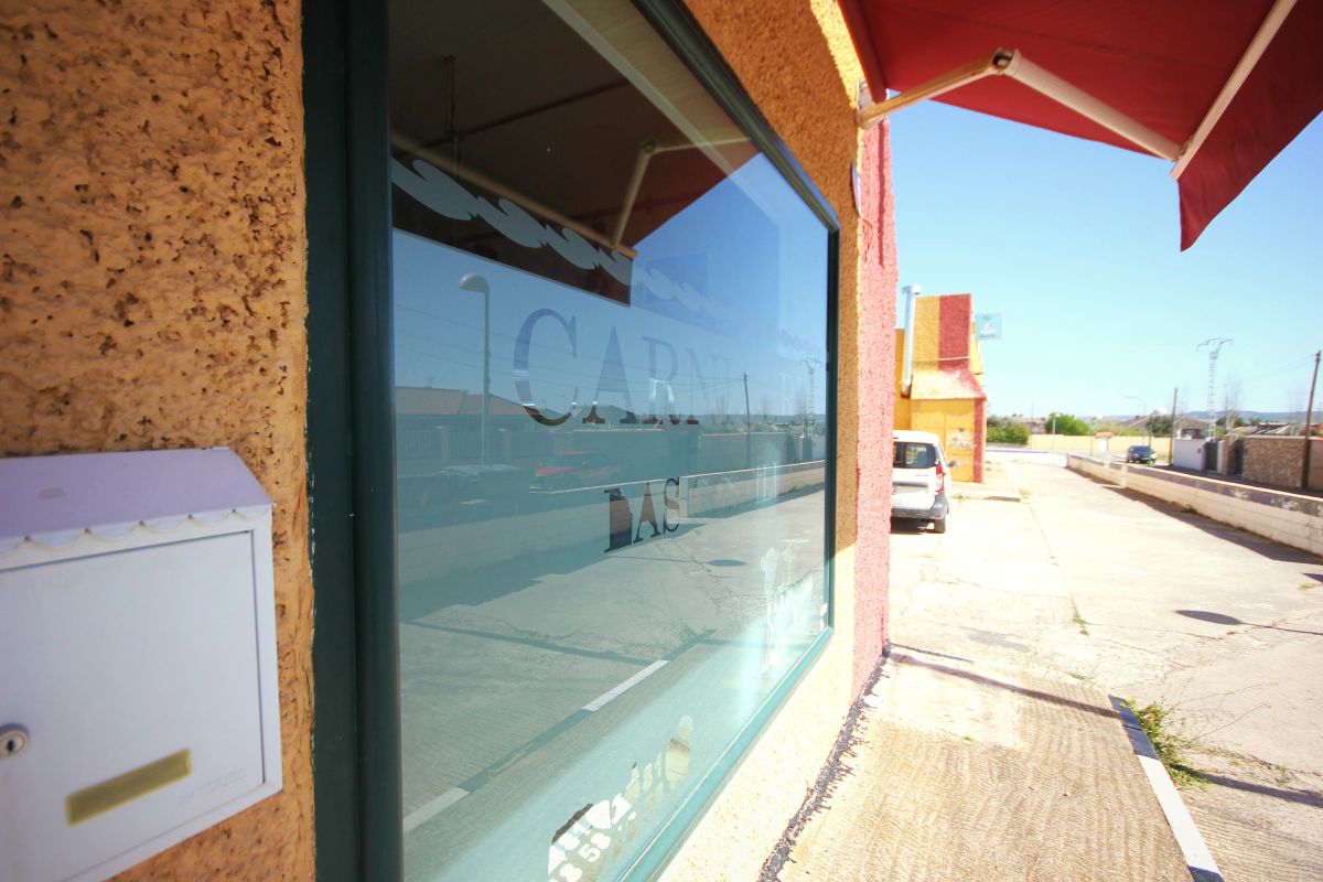 Venta de local comercial en Torrejón del Rey