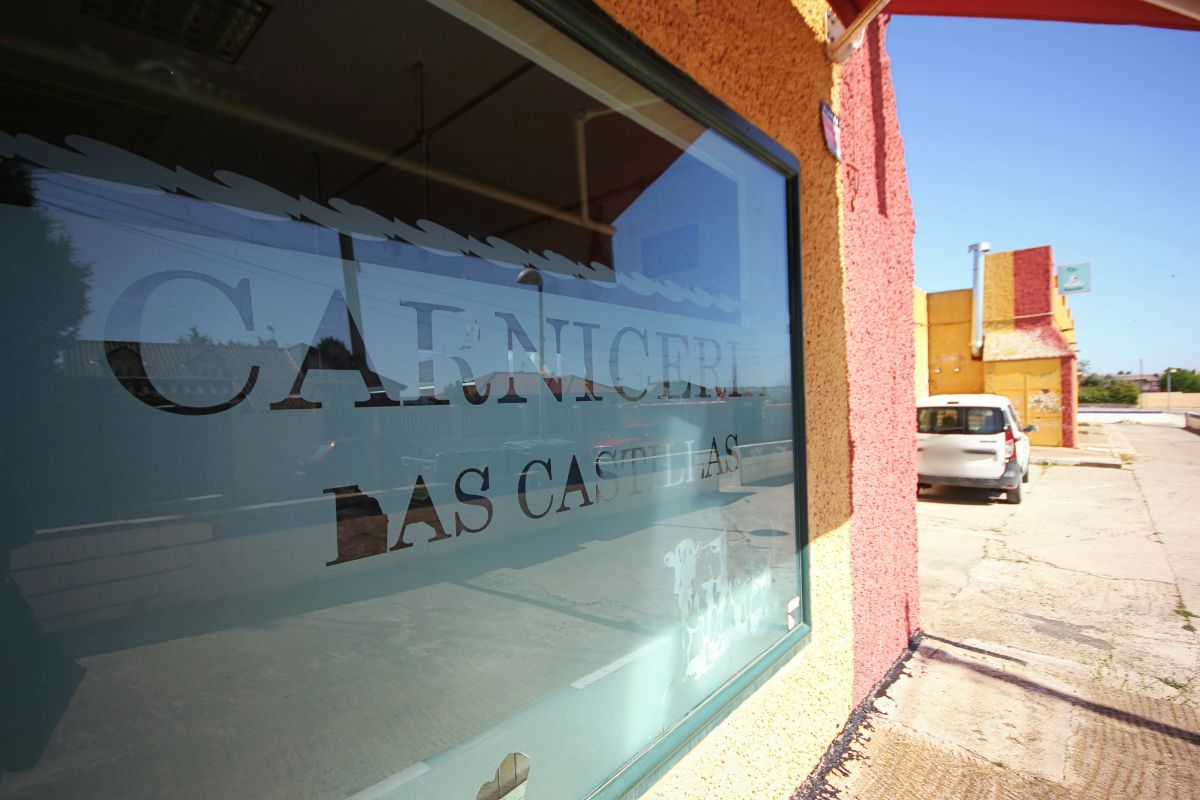 Venta de local comercial en Torrejón del Rey