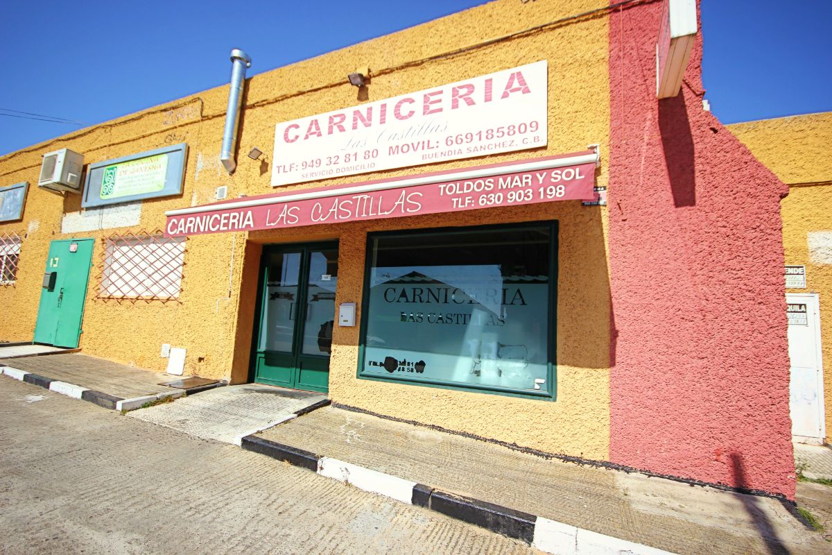 Venta de local comercial en Torrejón del Rey