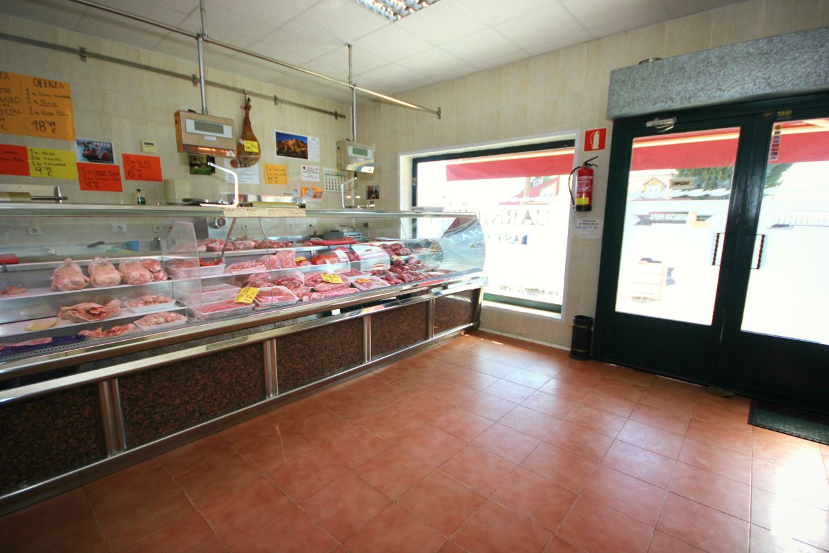 Venta de local comercial en Torrejón del Rey