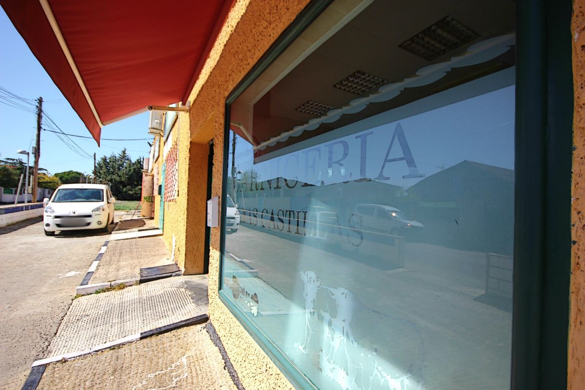 Venta de local comercial en Torrejón del Rey