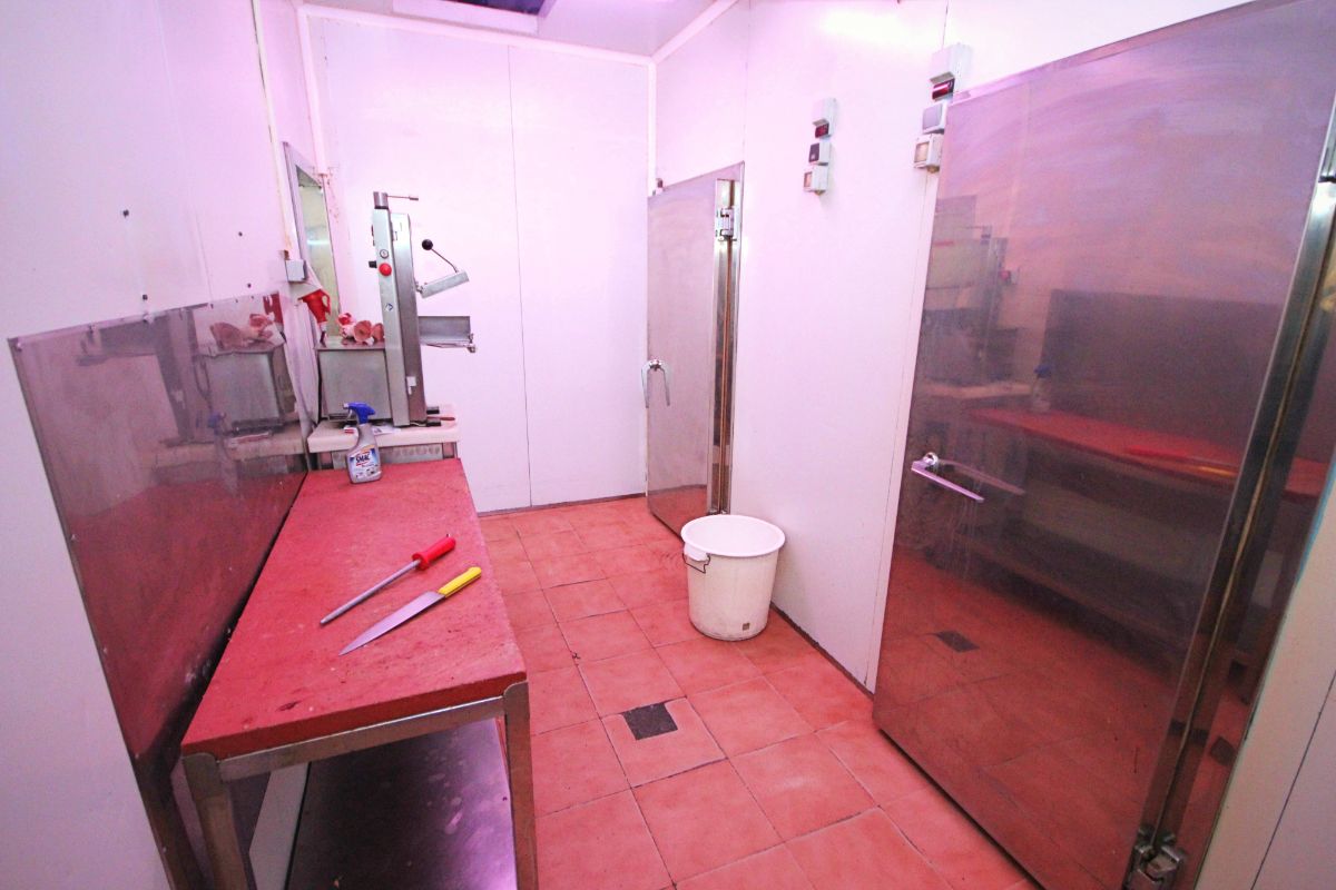 Venta de local comercial en Torrejón del Rey