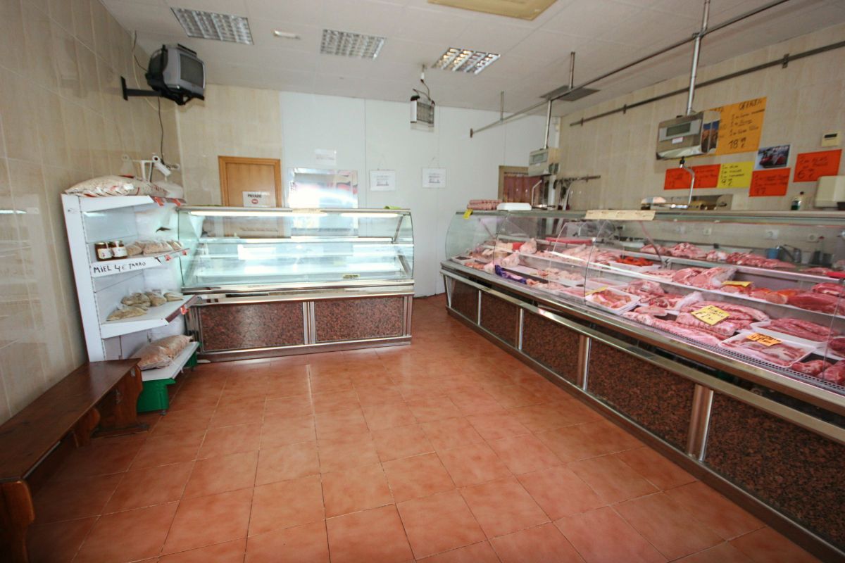 Venta de local comercial en Torrejón del Rey