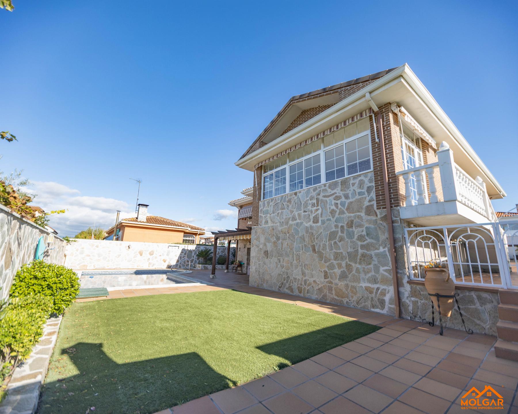 Venta de chalet en Torrejón del Rey