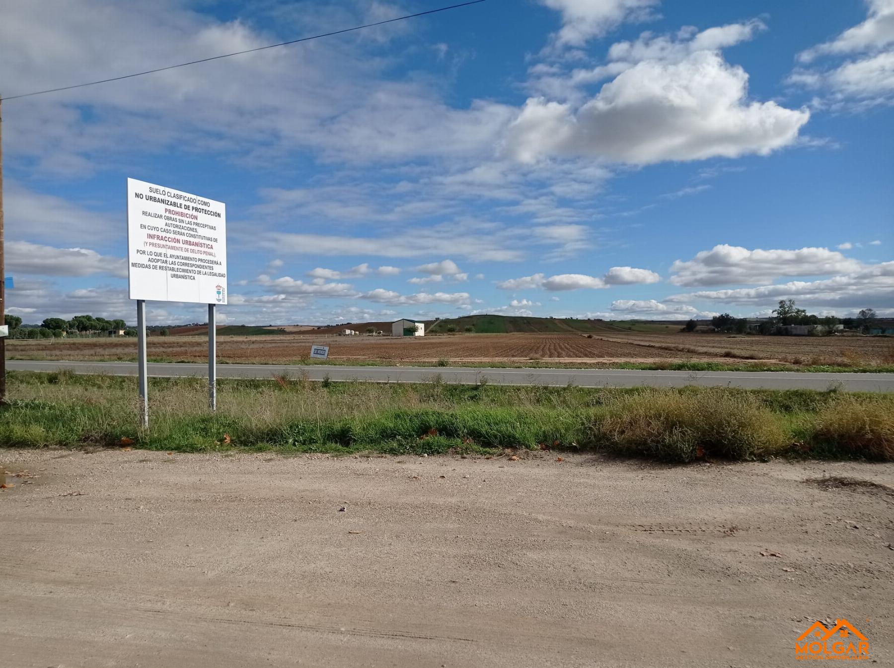 Venta de finca rústica en Fuente el Saz de Jarama