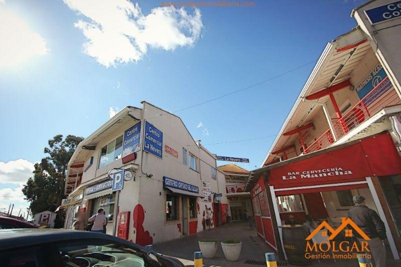 Venta de local comercial en El Casar