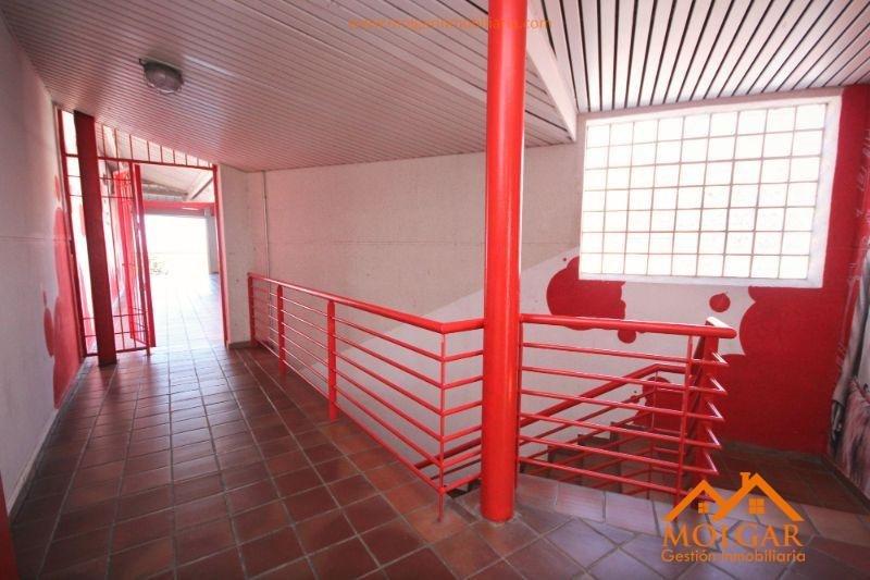 Venta de local comercial en El Casar