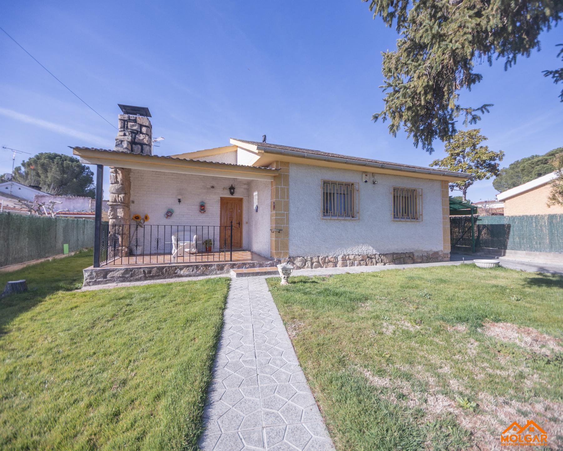desaparecer comodidad Muscular venta de chalet en Torrejón del Rey, Urbanización Parque de las Castillas Id:0104675 desaparecer comodidad Muscular venta de chalet en Torrejón del Rey, Urbanización Parque de las Castillas Id:0104675