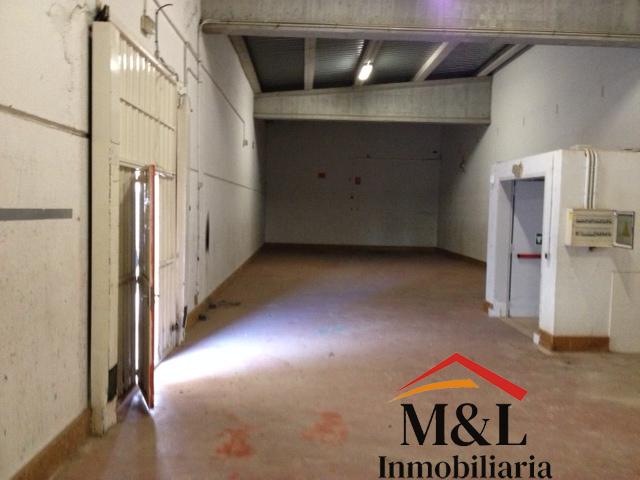 For rent of industrial plant/warehouse in La Pobla de Farnals