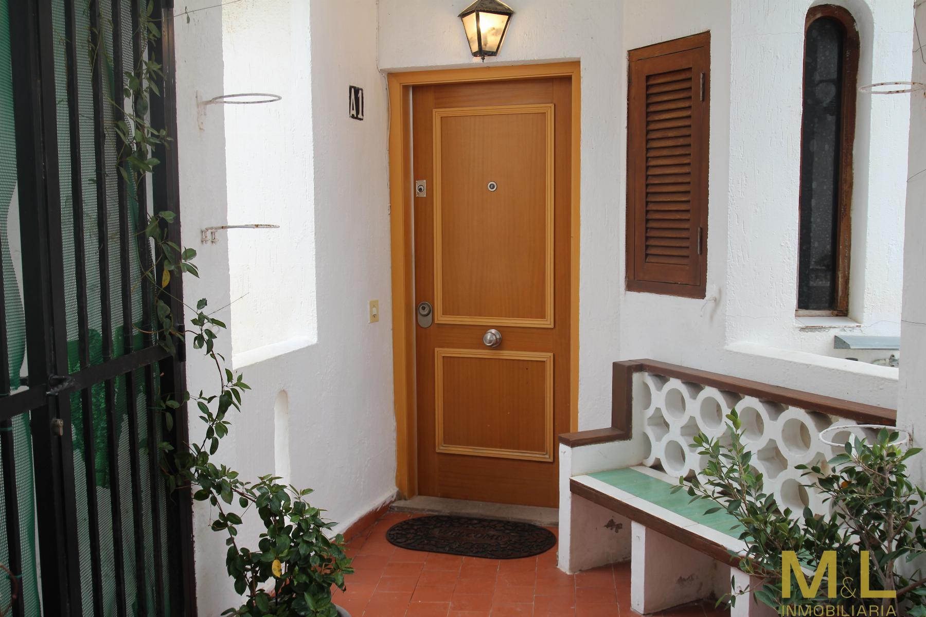 For sale of apartment in La Pobla de Farnals
