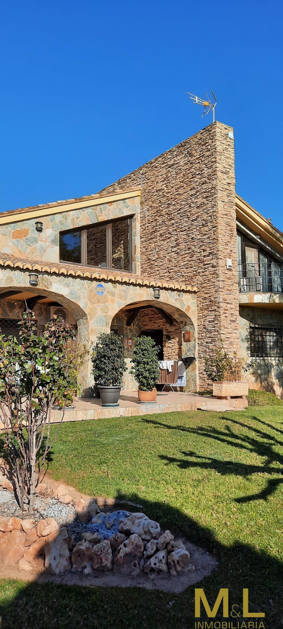 For sale of chalet in Puçol