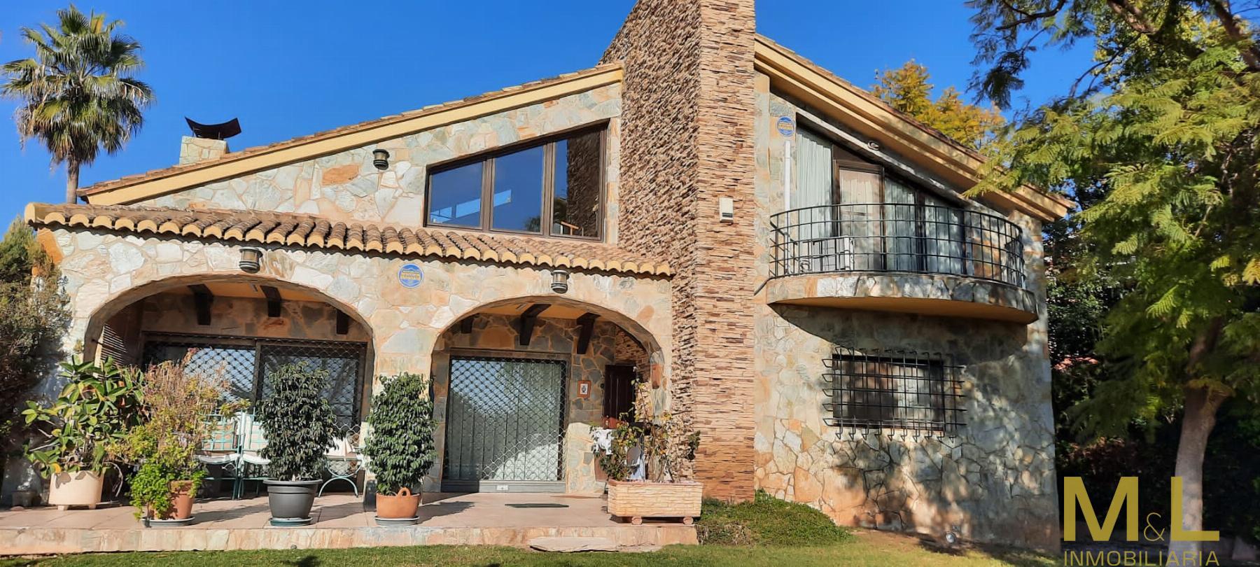 For sale of chalet in Puçol