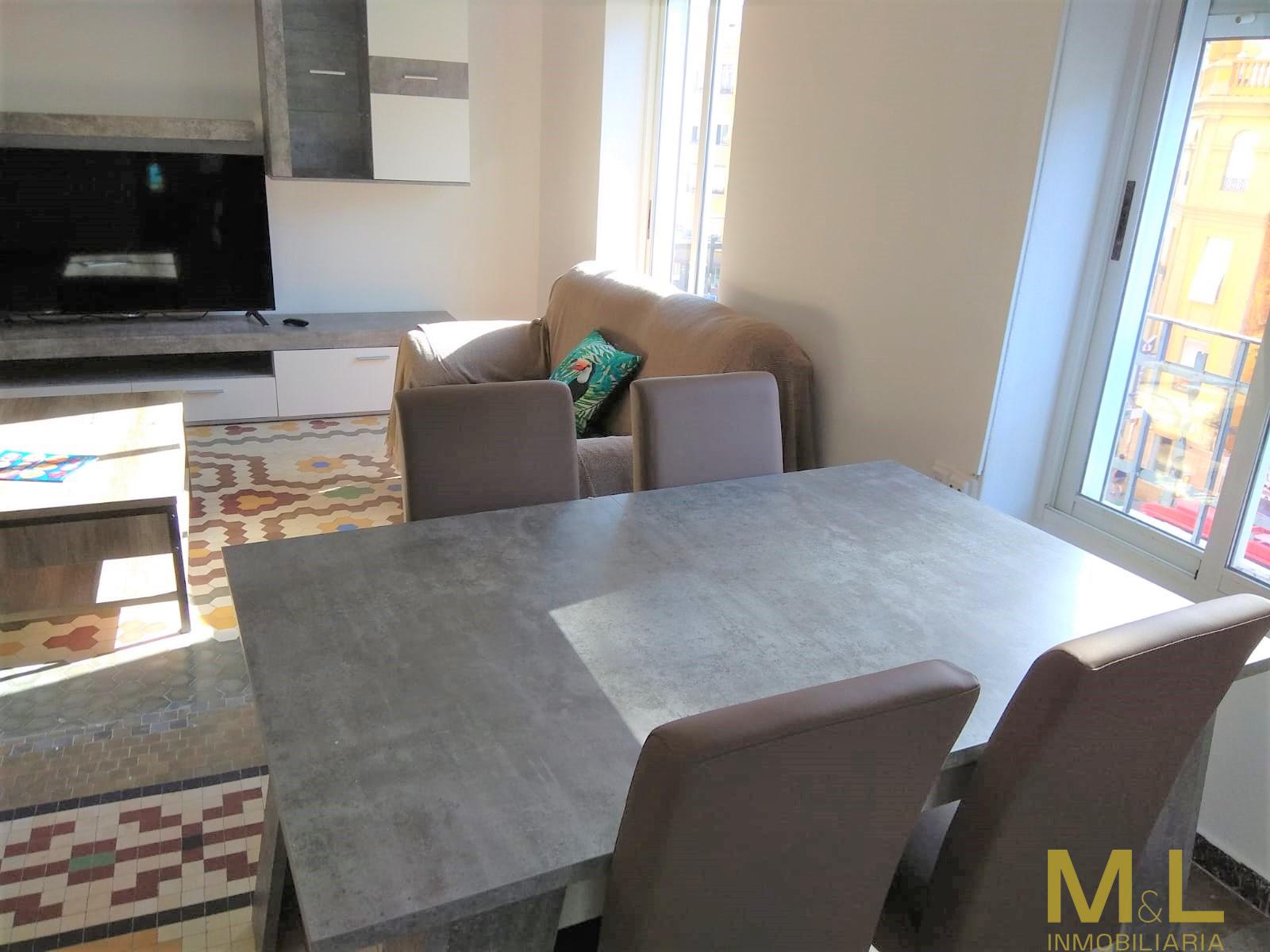 For rent of flat in Valencia