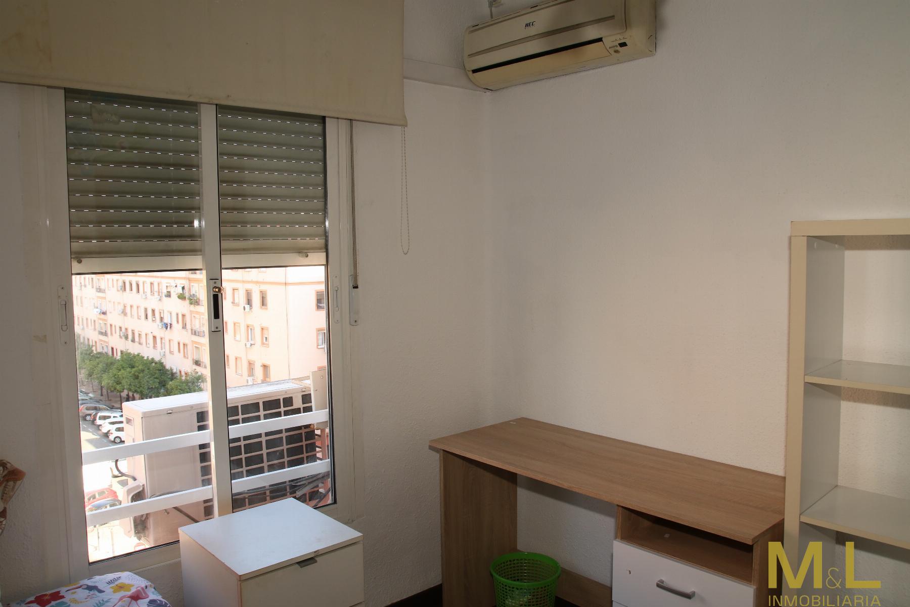 For rent of flat in Valencia