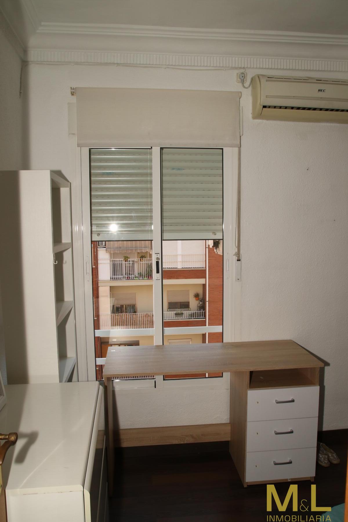 For rent of flat in Valencia