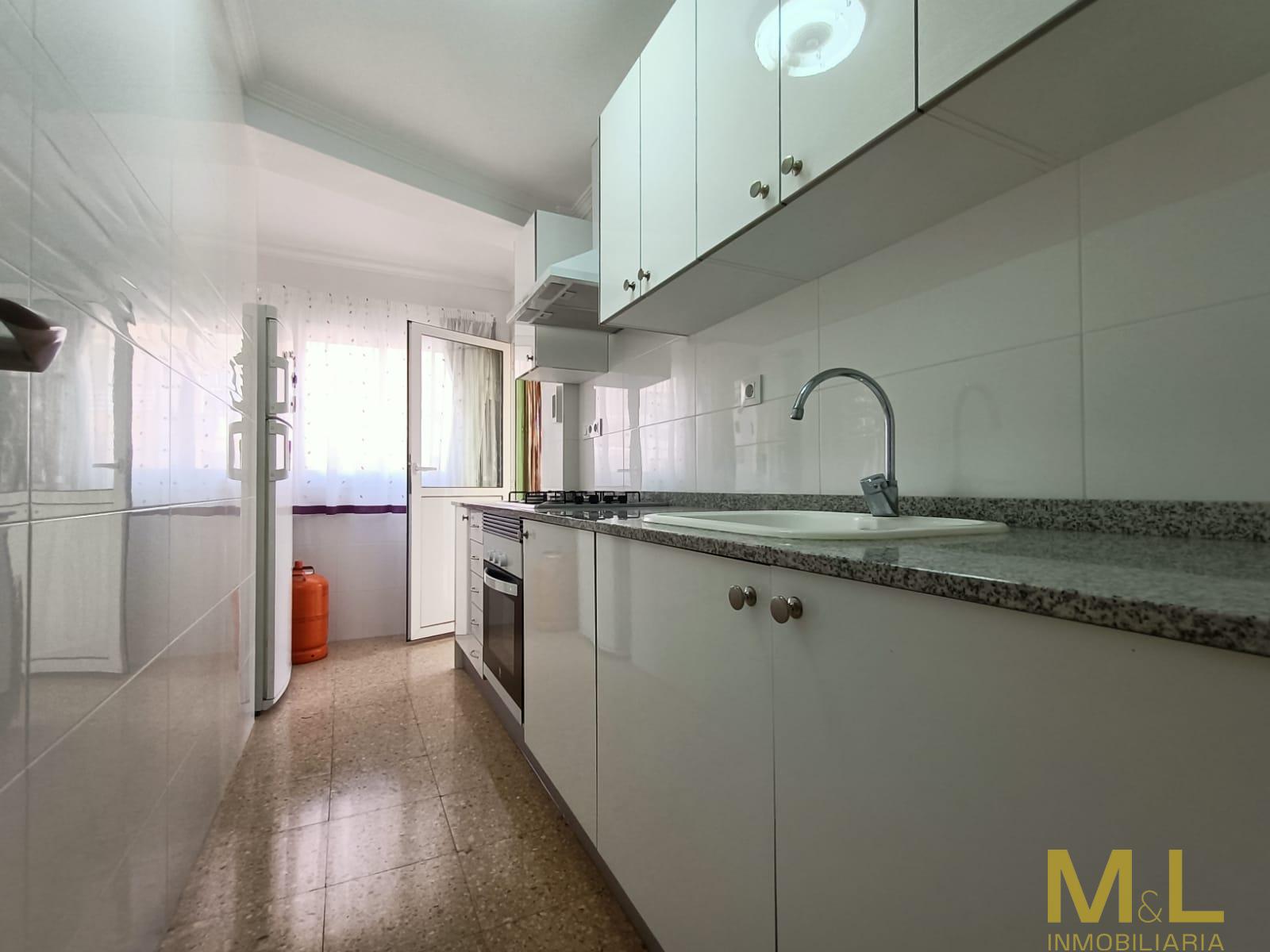 For sale of apartment in La Pobla de Farnals