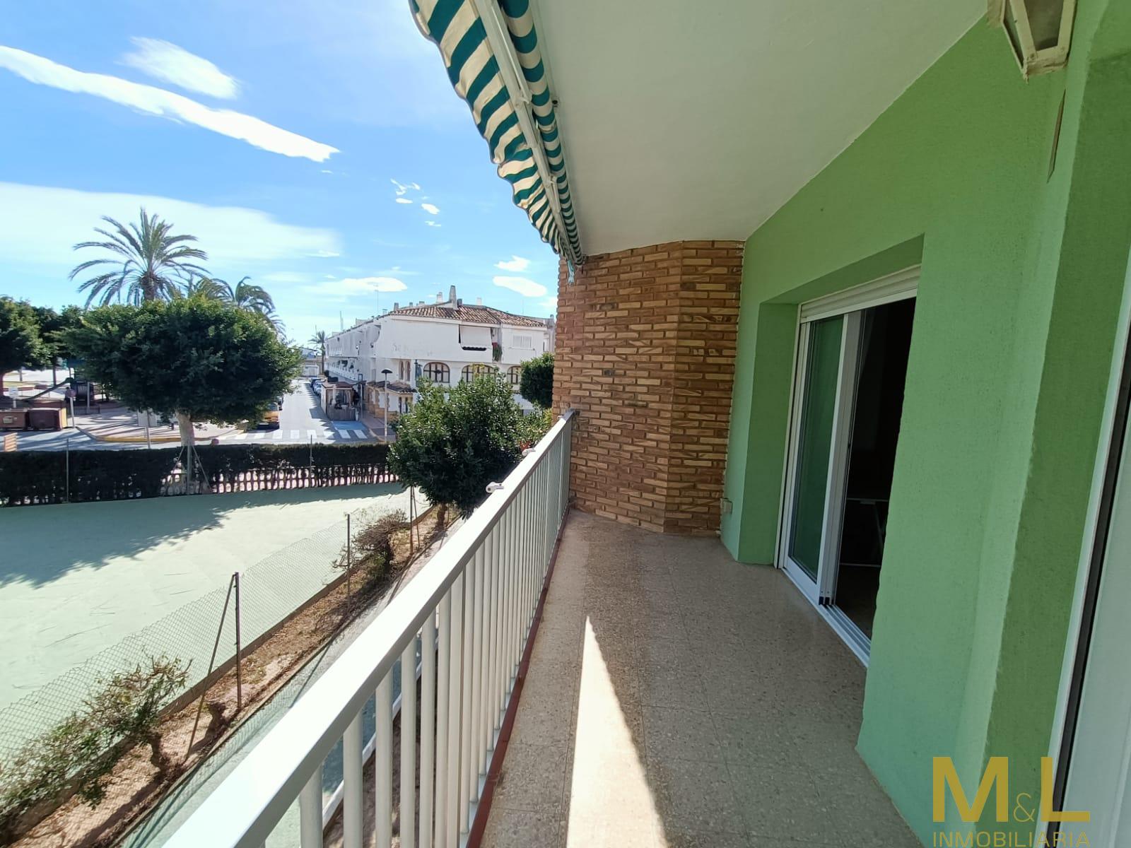 For sale of apartment in La Pobla de Farnals