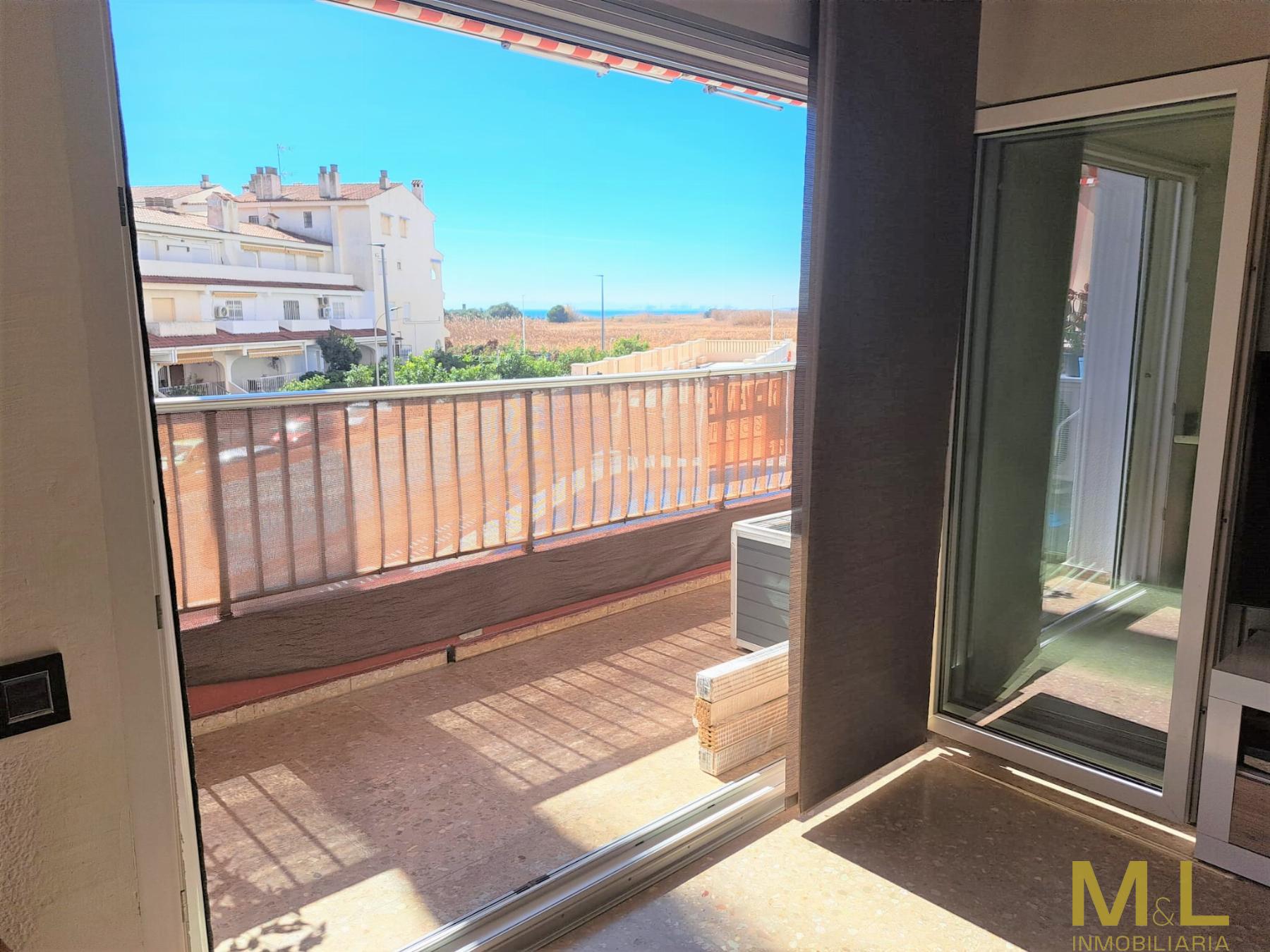 For sale of apartment in La Pobla de Farnals