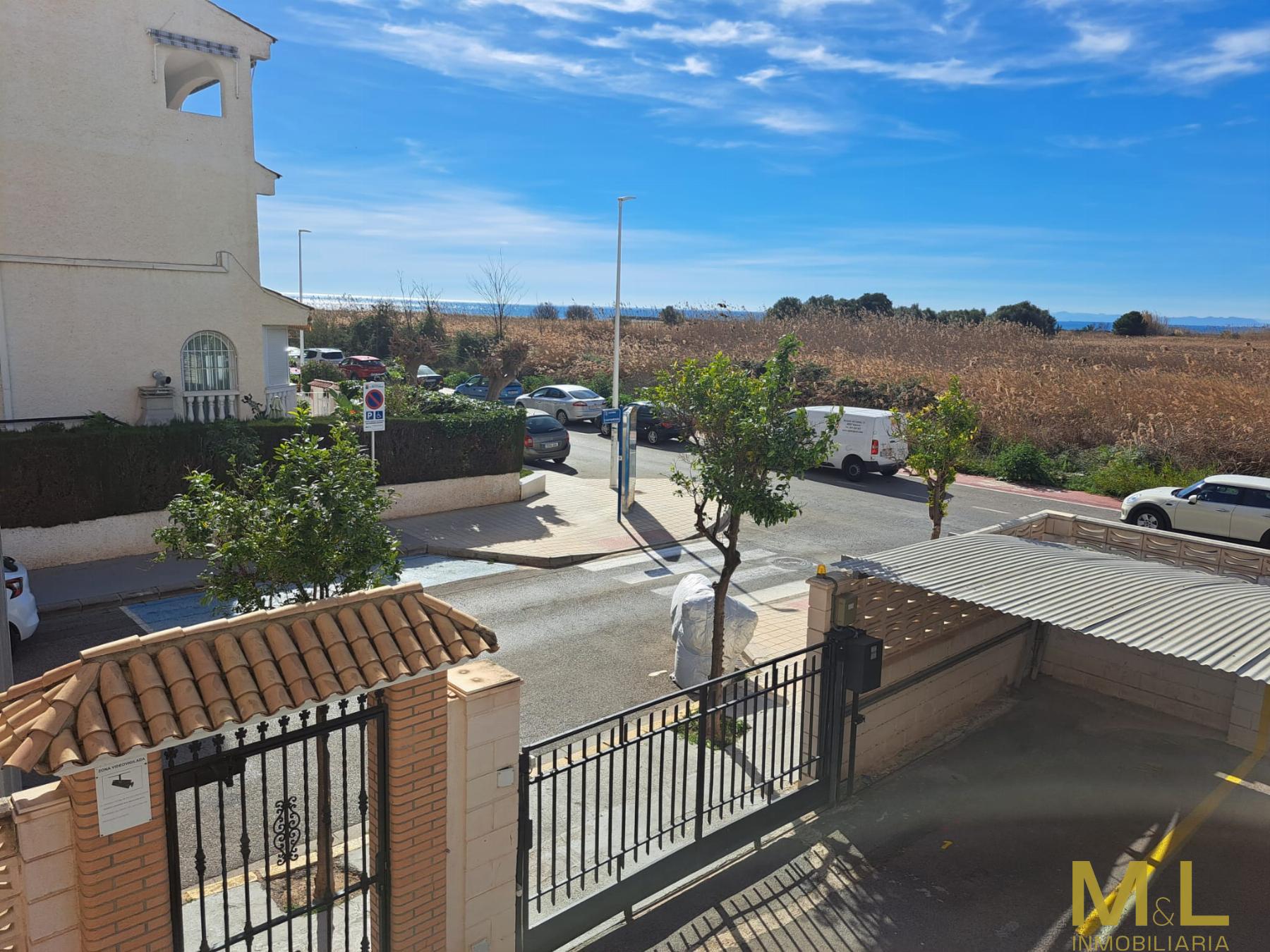 For sale of apartment in La Pobla de Farnals