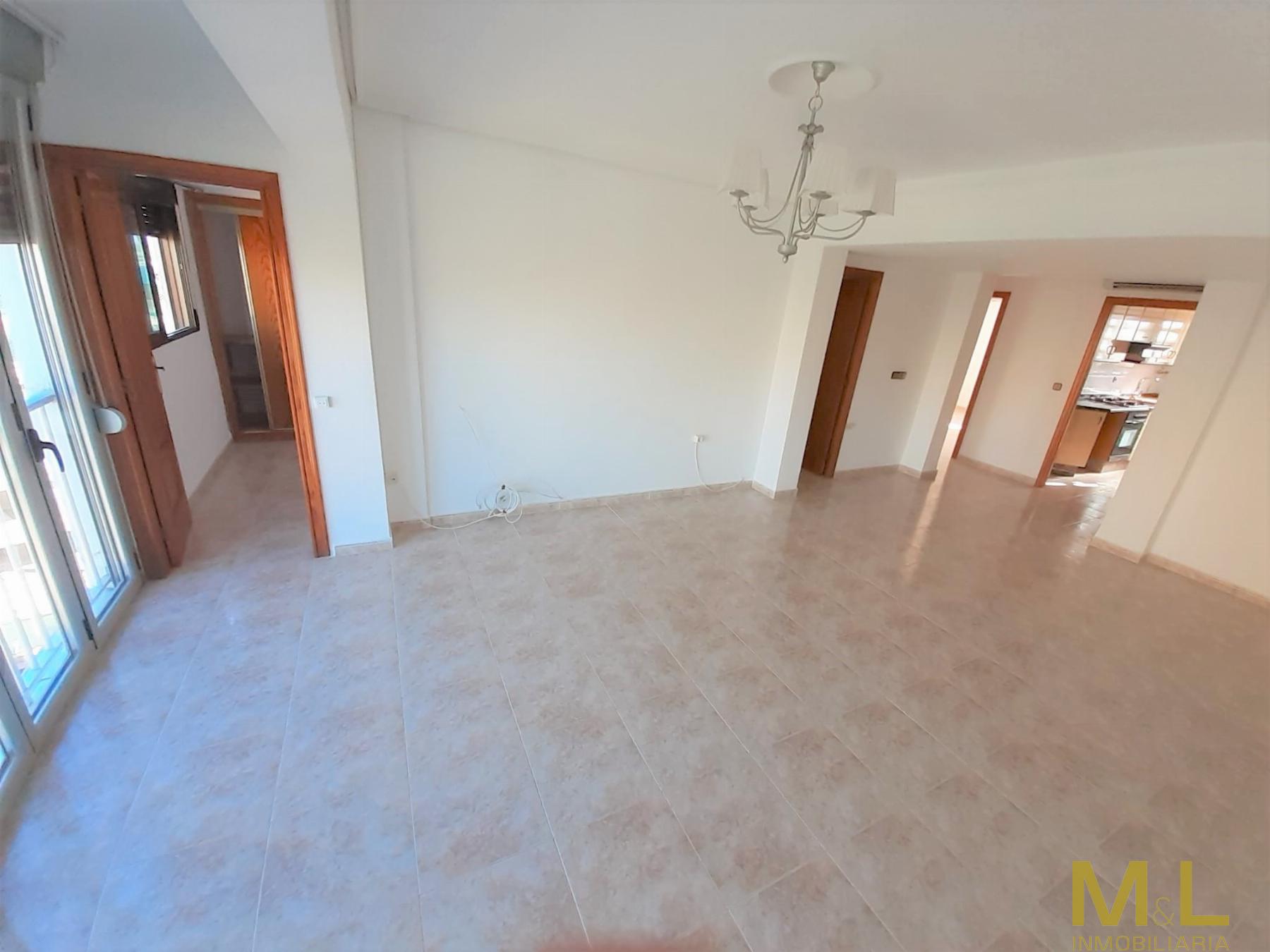 For sale of apartment in Puebla de Farnáls