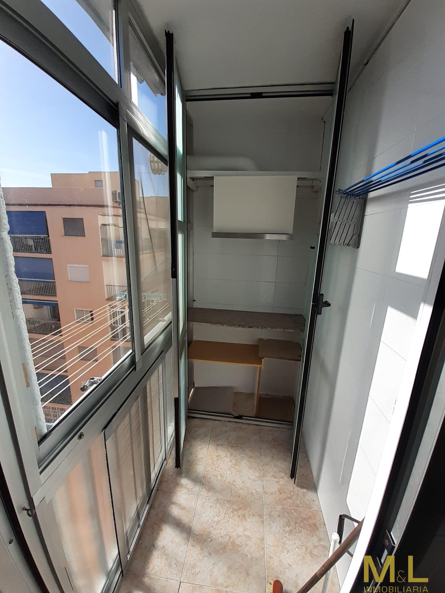 For sale of apartment in Puebla de Farnáls