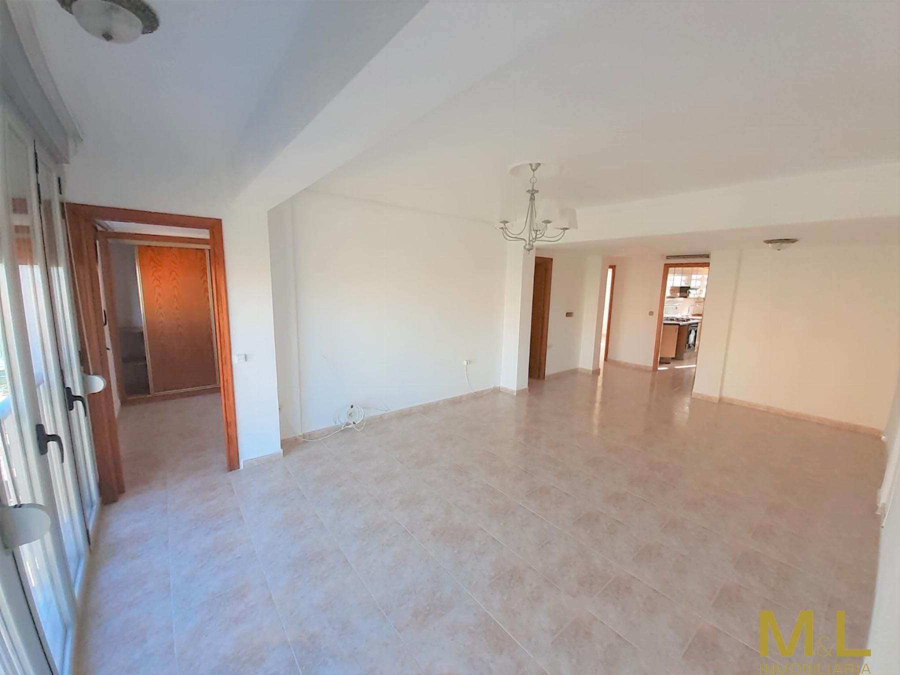 For sale of apartment in Puebla de Farnáls
