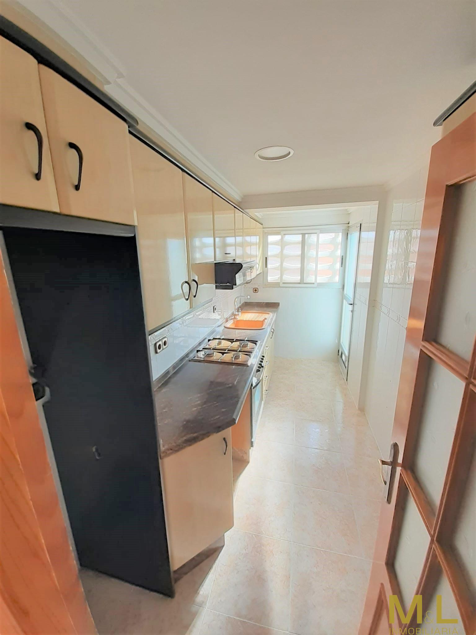 For sale of apartment in Puebla de Farnáls