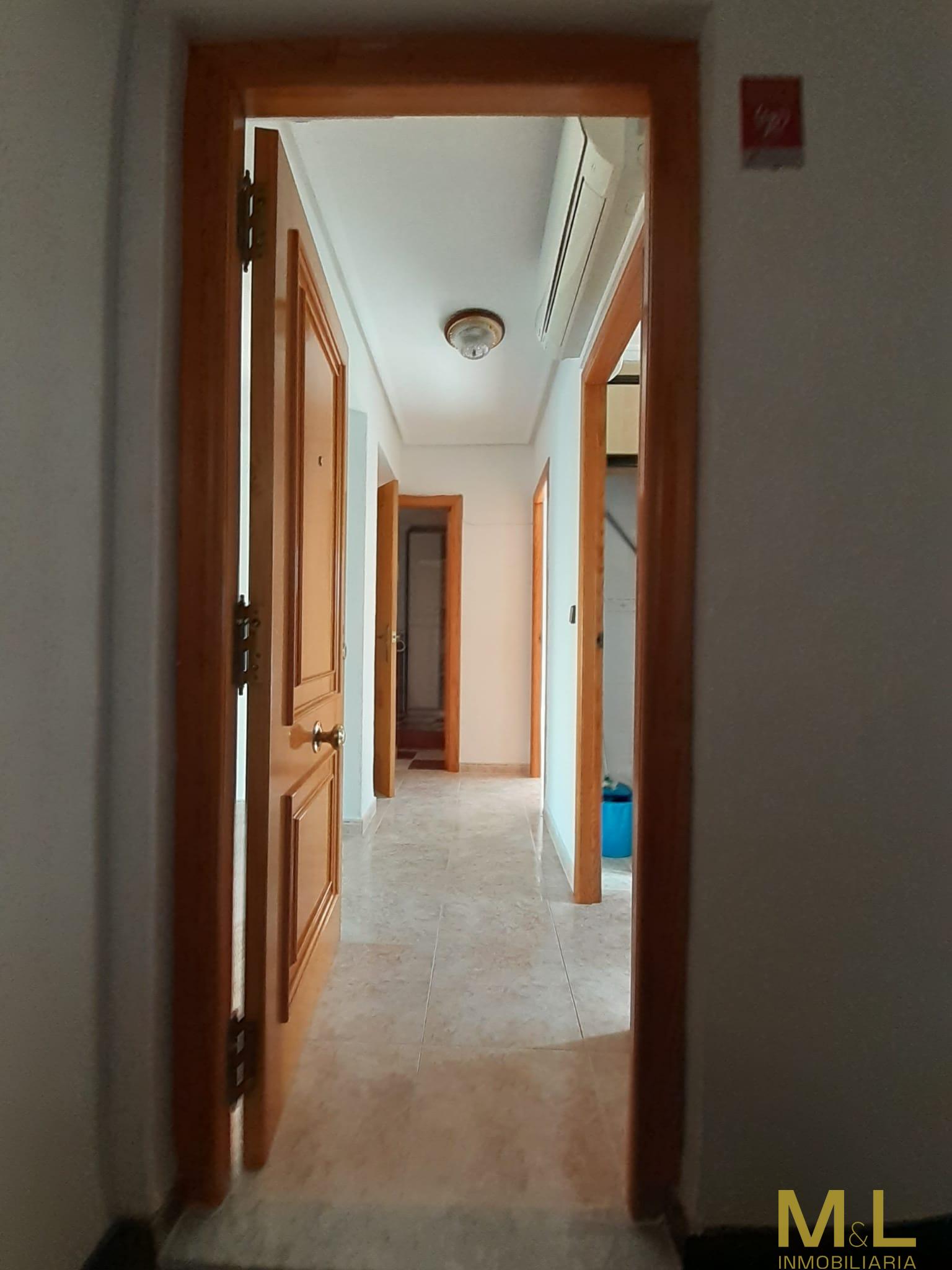 For sale of apartment in Puebla de Farnáls