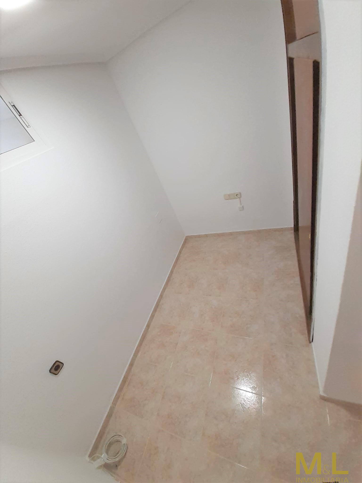 For sale of apartment in Puebla de Farnáls