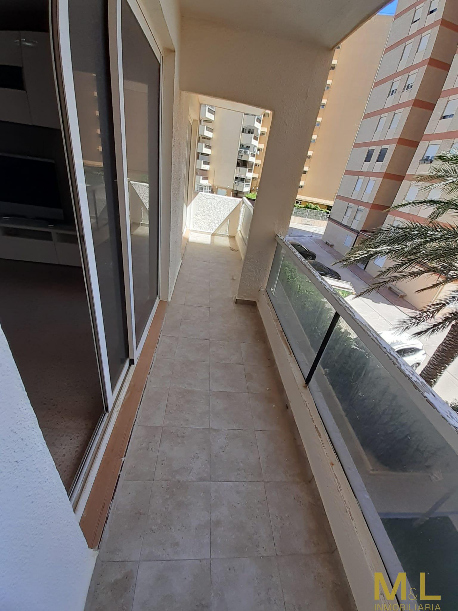 For rent of apartment in Puig